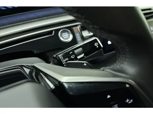 Peugeot 3008 1.2 Hybrid 136 Allure 2024 Hybride Benzine 20