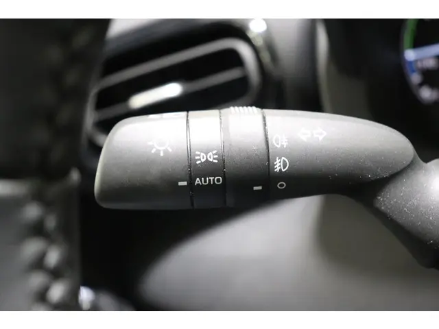 Toyota Yaris 1.5 Hybrid 115 Active, 2024 Hybride Benzine 19