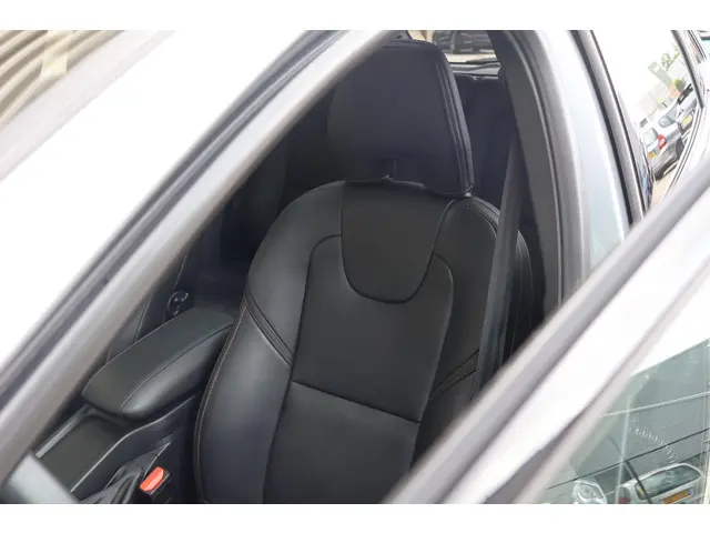 Volvo V40 Cross Country 1.5 T3 Polar+ Luxury 2020 Benzine 19