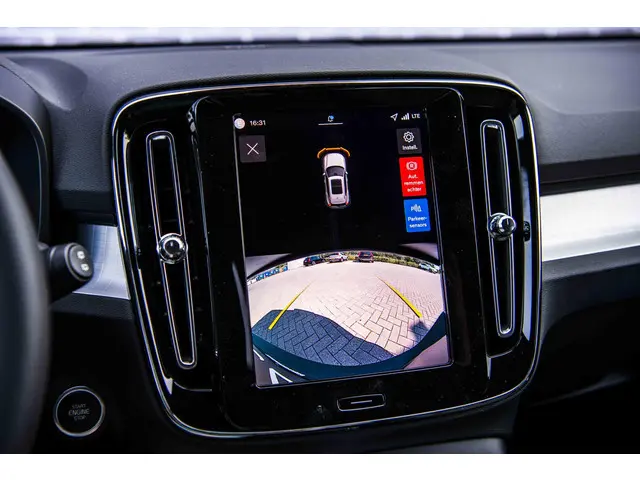 Volvo XC40 2.0 B3 Business Edition 2025 Benzine 20