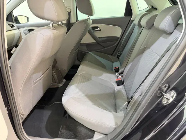 Volkswagen Polo V HB 1.0 Fresh Airco 2014 Benzine 21