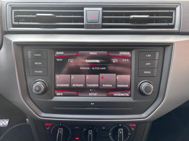 SEAT Ibiza 1.0 TSI Style Business Intense 2019 Benzine 30