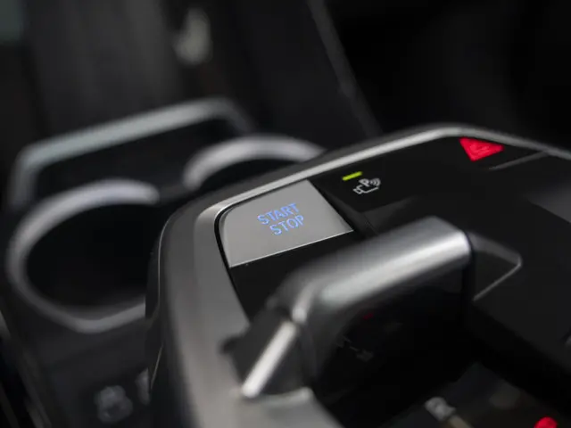 BMW iX2 eDrive20 2024 Elektrisch 15