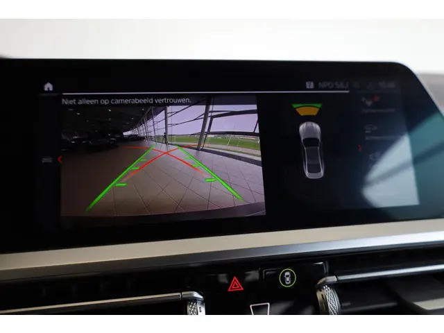 BMW M4 xDrive Competition Coupé 2021 Benzine 17