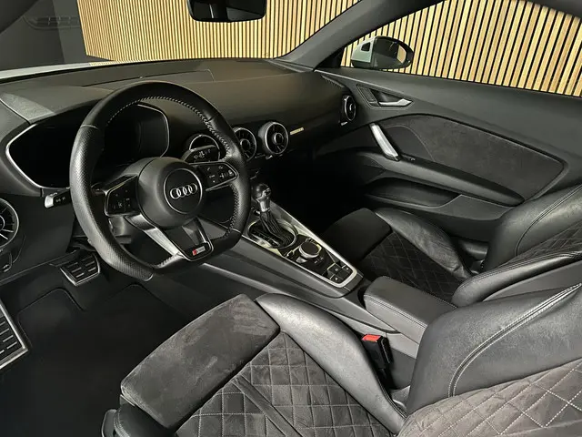 Audi TT Roadster 1.8 TFSI Pro S-line 2016 Benzine 12