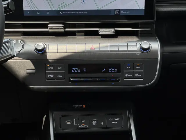 Hyundai Kona 1.6 GDI HEV Premium 2024 Hybride Benzine 19