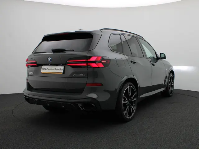 BMW X5 xDrive50e 2025 Hybride Benzine 2