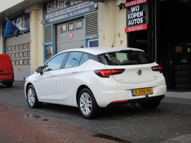 Opel Astra 2