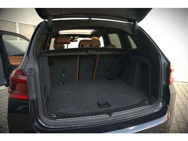 BMW iX3 High Executive 80 kWh 2021 Elektrisch 26