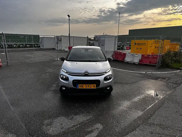 Citroën C3 1.2 PureTech Feel 105g Clima.Navi 2017 Benzine 2