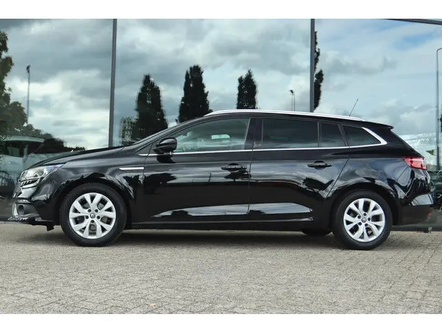Renault Mégane Estate 1.3 TCE LIMITED 2019 Benzine 9