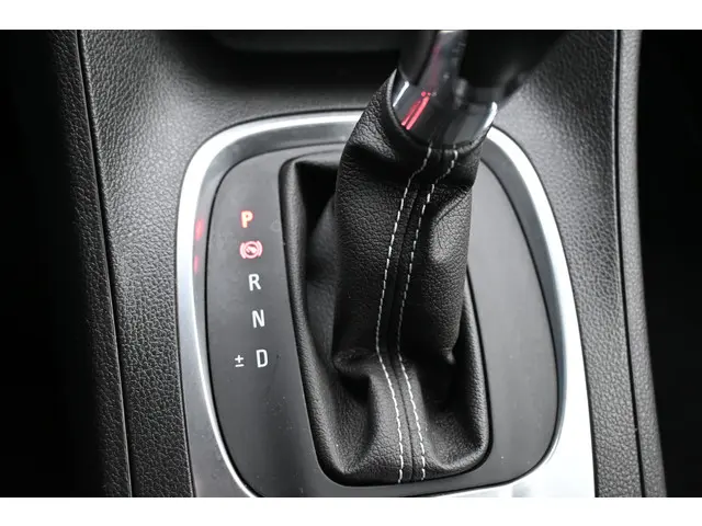 Opel Meriva 1.4 Turbo Blitz 2016 Benzine 17