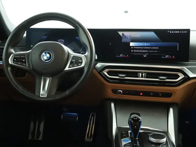 BMW i4 eDrive40 M Sportpakket pro 2023 Elektrisch 74