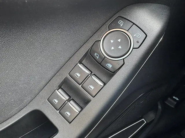 Ford Fiesta 1.0 EcoBoost Active X 2020 Benzine 18