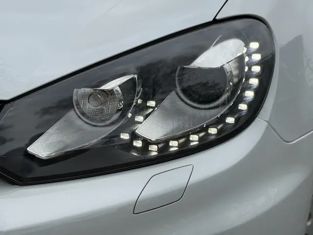 Volkswagen Golf 2.0 GTI 2012 Benzine 16