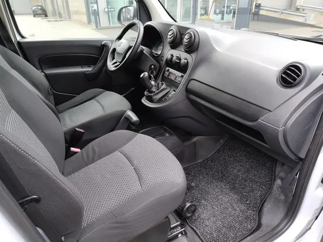 Mercedes-Benz Citan 109 CDI BlueEFFICIENCY 2015 Diesel 20