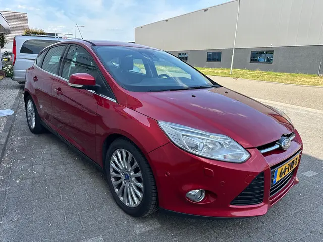 Ford Focus 1.6 EcoBoost Lease Titanium 2012 Benzine 8