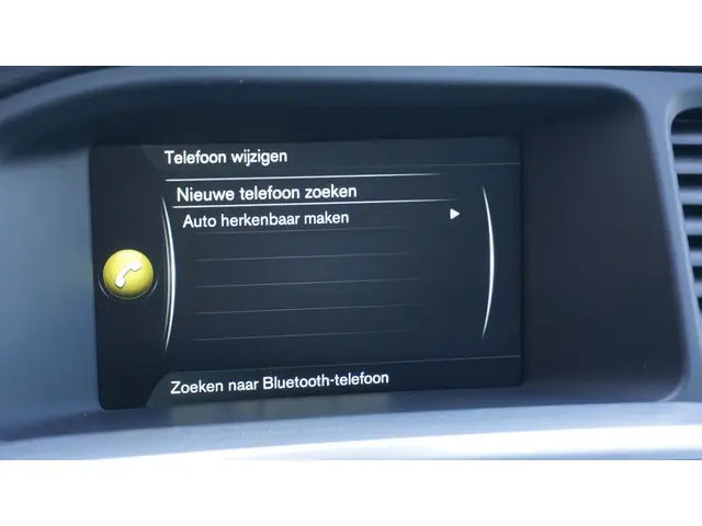 Volvo V60 1.5 123PK T2 Automaat Kinetic 2017 Benzine 17