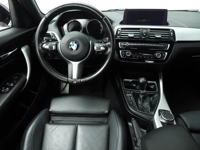 BMW 1 Serie 118i 2019 Benzine 6