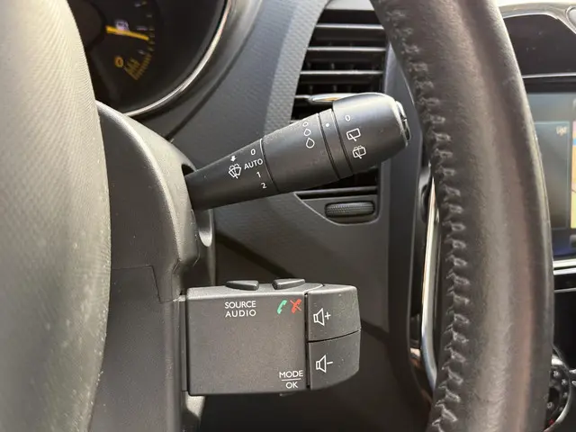 Renault Captur 0.9 TCe Dynamique 2015 Benzine 25