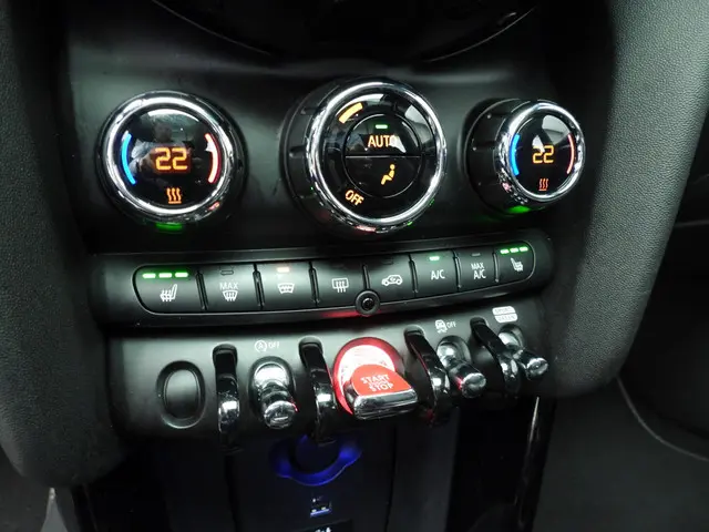 MINI 5-Deurs 1.5 Cooper 2021 Benzine 15