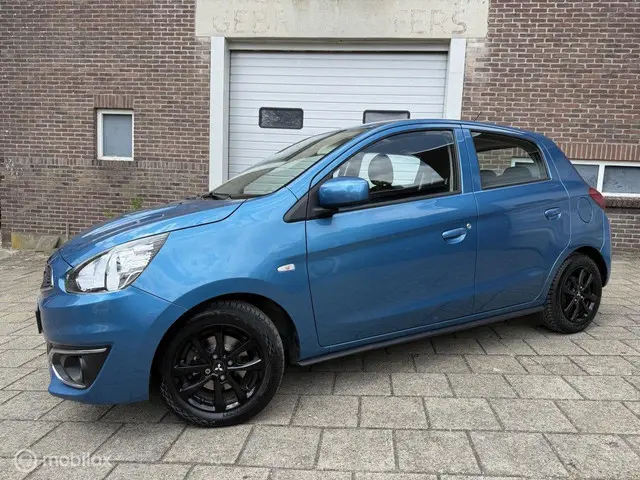 Mitsubishi Space Star 2