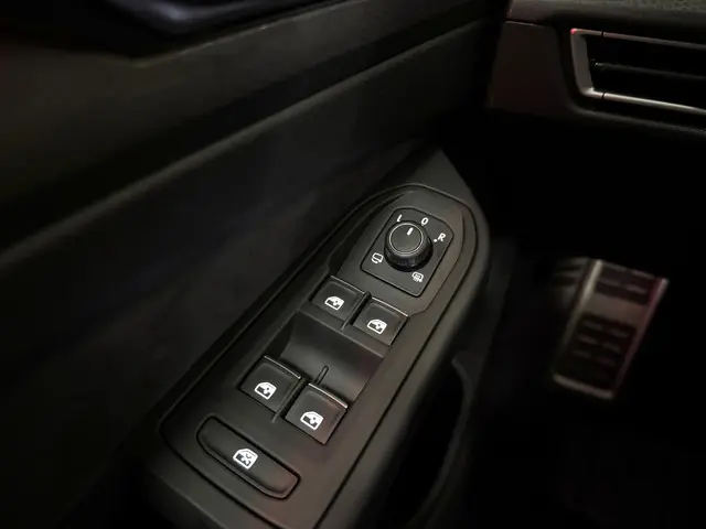 Volkswagen Golf 2.0 TDI GTD 2023 Diesel 37