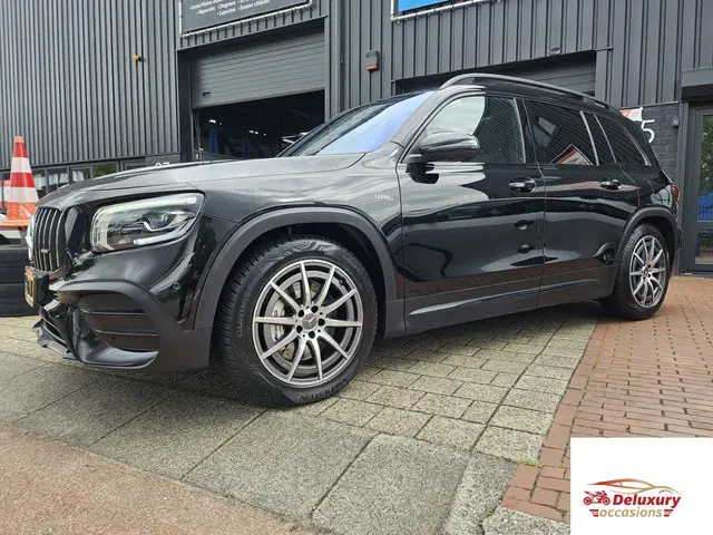 Mercedes-Benz GLB AMG 35 4MATIC Premium 2020 Benzine 4