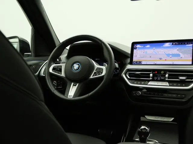 BMW X3 xDrive30e 2022 Hybride Benzine 36