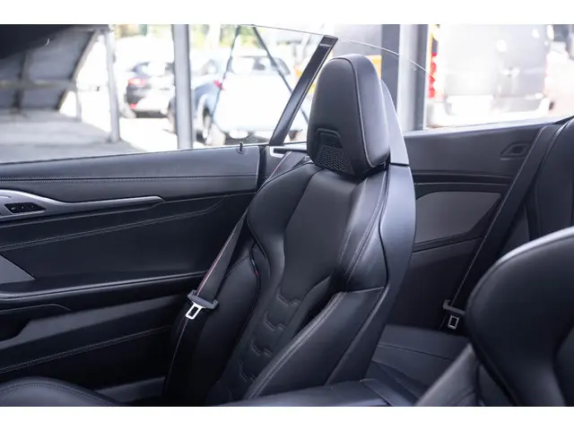 BMW 8 Serie 840d xDrive High Executive 2020 Diesel 41