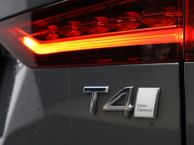 Volvo V60 2.0 T4 Momentum Pro 2019 Benzine 15