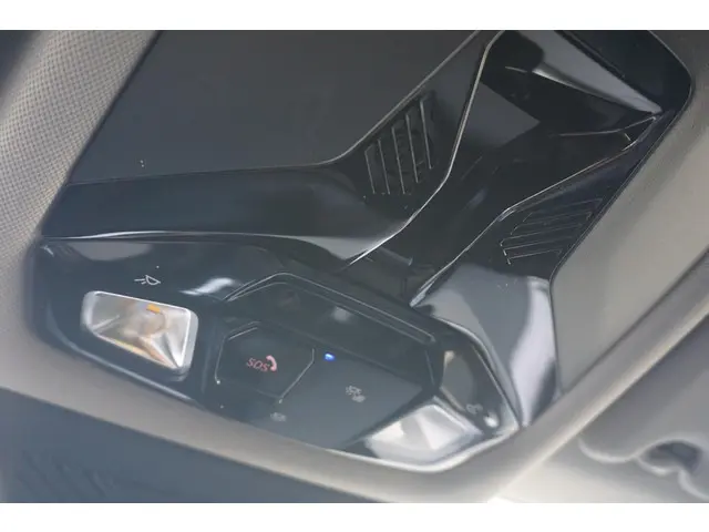 BMW 1 Serie 120 2025 Benzine 21