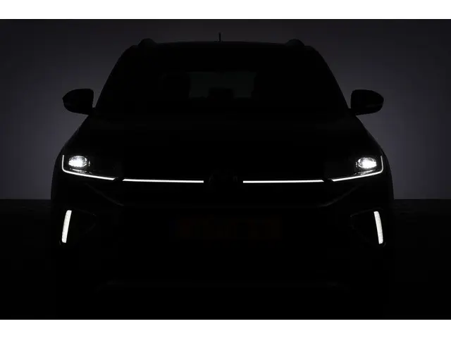 Volkswagen T-Cross 1.0 TSI R-Line Automaat 2025 Benzine 24