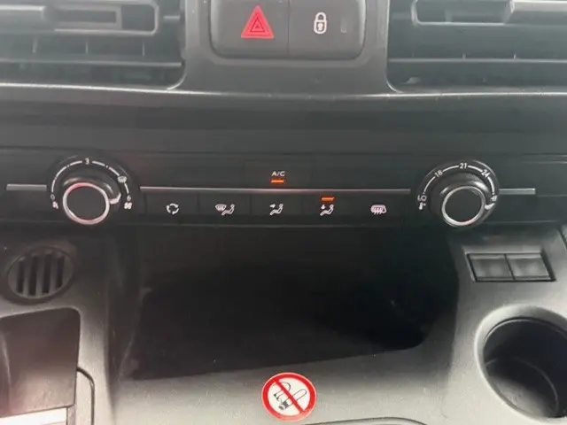 Peugeot Partner 1.5 BlueHDI Premium 2020 Diesel 17