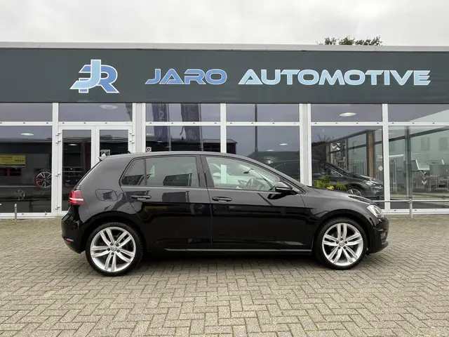 Volkswagen Golf 1.2 TSI Business Edition 2015 Benzine 45