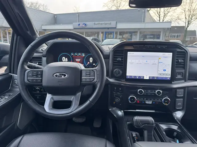 Ford F-150 USA 5.0 V8 SuperCrew Lariat 2024 Benzine 12