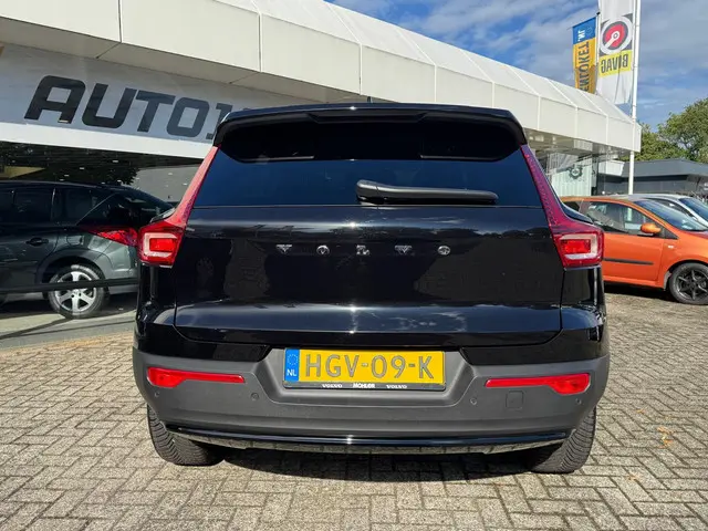 Volvo XC40 2.0 B4 Plus Dark 2024 Hybride Benzine 14