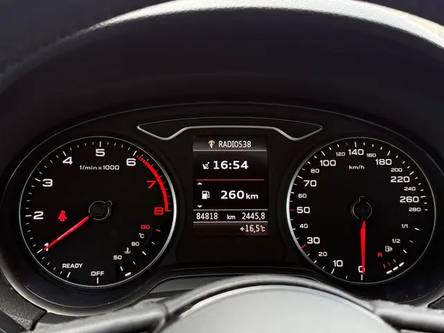 Audi A3 Limousine 30 TFSI Sport CarPlay 2018 Benzine 29