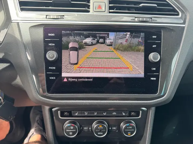 Volkswagen Tiguan 2.0 TDI NAVI/LED/CLIMA 2020 Diesel 20