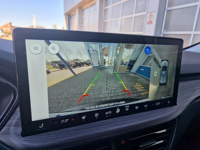 Ford Kuga 2.5 PHEV Active X 2025 Hybride Benzine 10