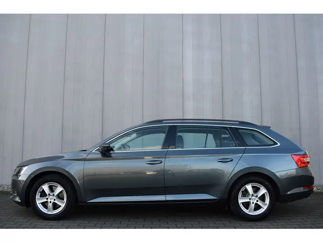Škoda Superb 3