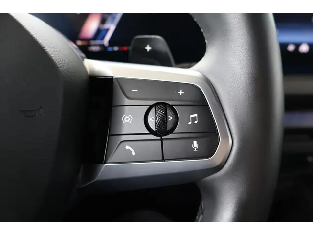 BMW 1 Serie 120 2024 Benzine 17