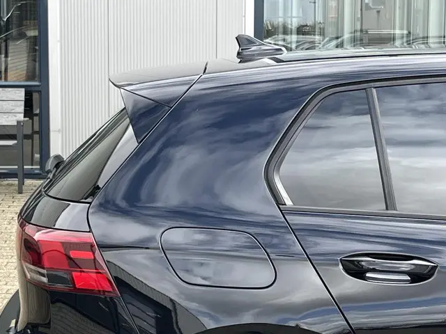 Volkswagen Golf 1.5 TSI Life 2020 Benzine 50