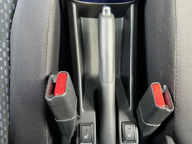 Suzuki Ignis 1.2 Smart Hybrid Select 2022 Benzine 24