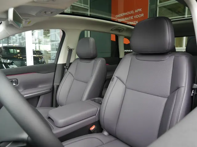Leapmotor C10 REEV Design 28.4 kWh 2025 Hybride Benzine 9
