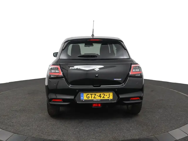 Suzuki Swift 1.2 Select Smart Hybrid 2025 Benzine 65