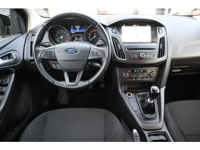 Ford Focus Wagon 1.0 TITANIUM 2017 Benzine 7