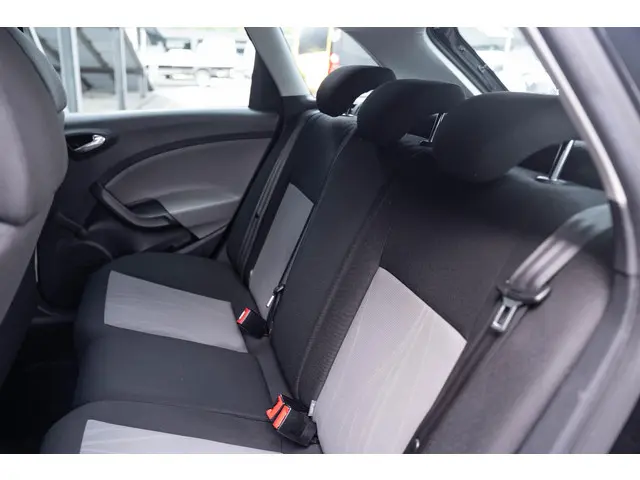 SEAT Ibiza ST 1.2 TSI Chill Out Plus 2013 Benzine 32