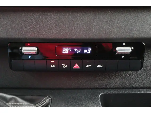 Mercedes-Benz Sprinter 214 2.2 CDI L1H1 2021 Diesel 41