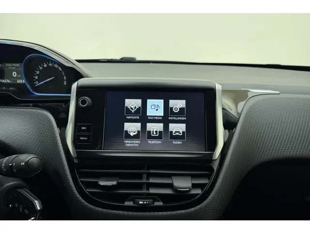 Peugeot 2008 1.2 PureTech Allure 2016 Benzine 26